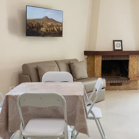 Apartamento House With Fireplace - Pompeii Parcheggio